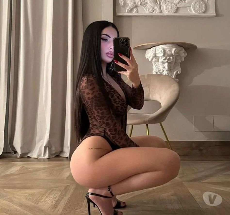 Проститутка Питера Элла с 3 размером груди предлагает интим услуги у метро Горьковская  +7(921)946-51-44 - фото 3